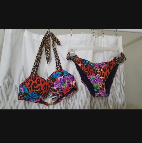 👙 VICTORIA'S SECRET Bombshell Swimsuit Bikini Set 👙 - Picture 3 of 4